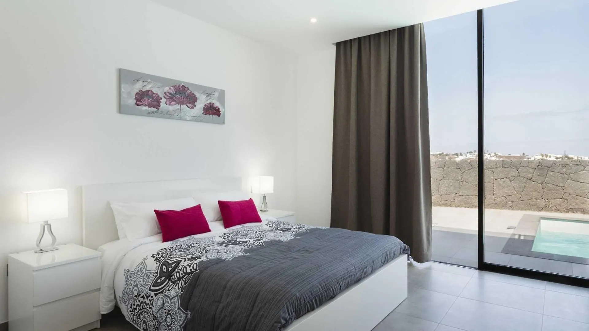 Modern Los Mojones Villa 3 Bedrooms All En-Suite Villa Berniente Great Sea Views Puerto Del Carmen